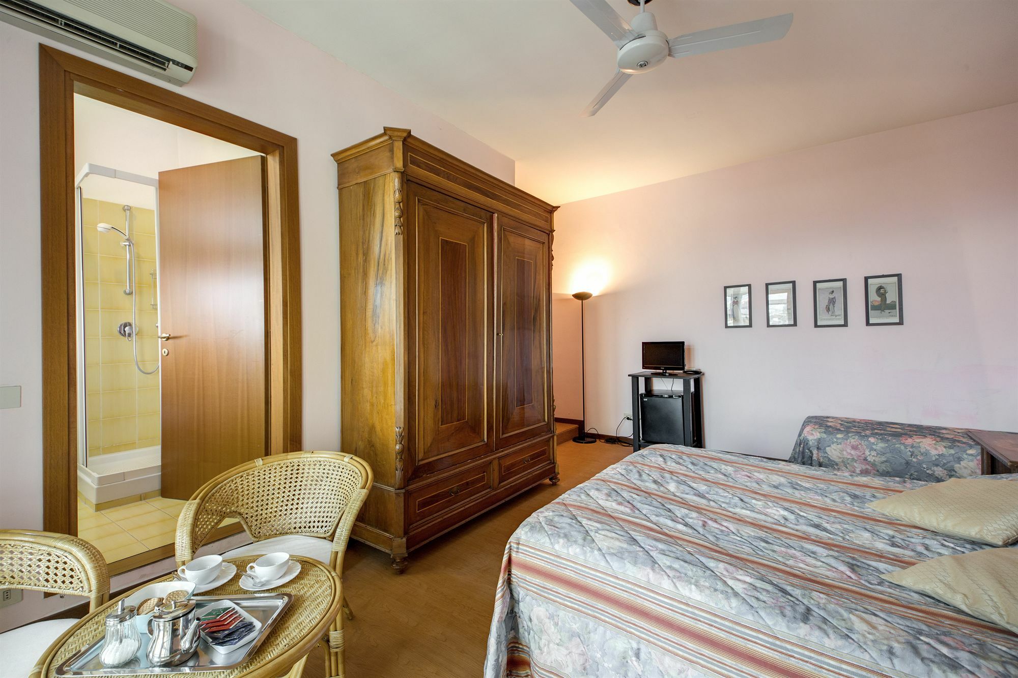 Hotel Residenza Giulia Florenz Exterior foto